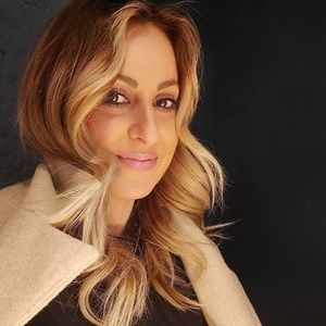 Meet your Posher, Marianthi